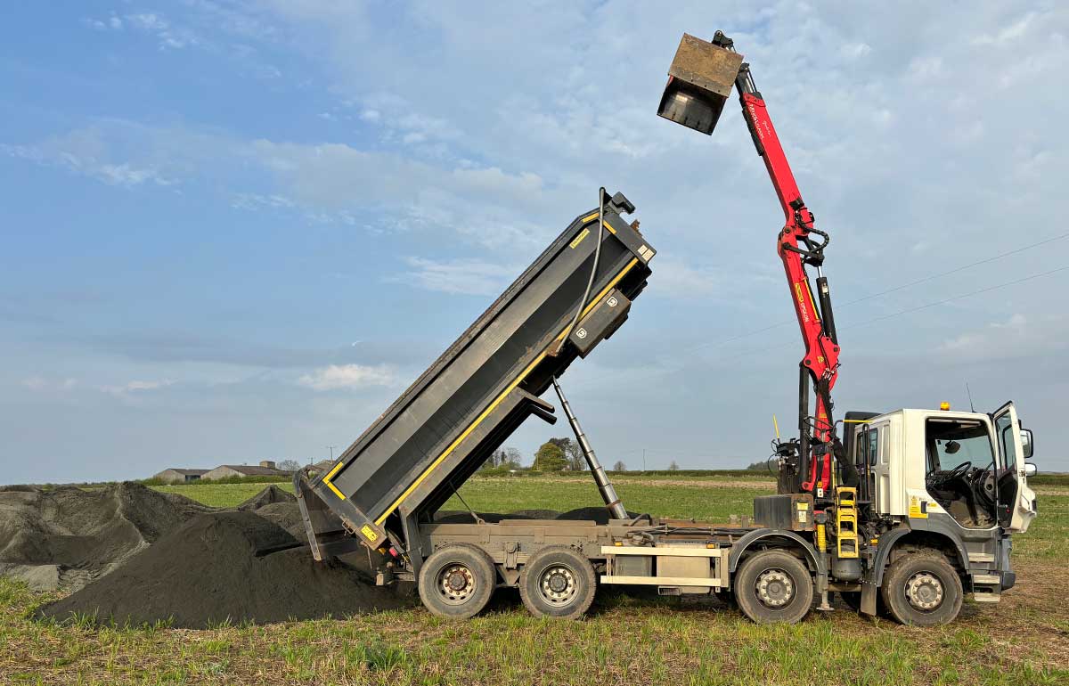 SJS Haulage are the premier provider of top-quality aggregates, landscaping materials, and tipper hire services in the North East.